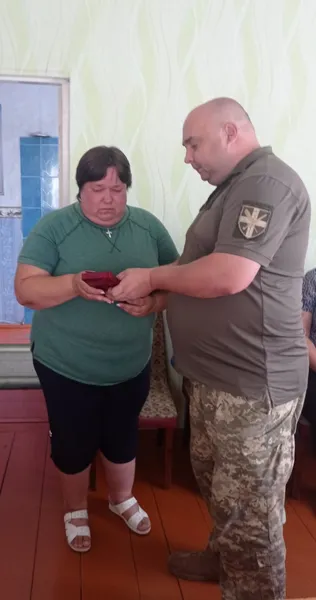 Родичам волинян Андрія Мефаніка та Миколи Кльока вручили їхні ордени (фото)