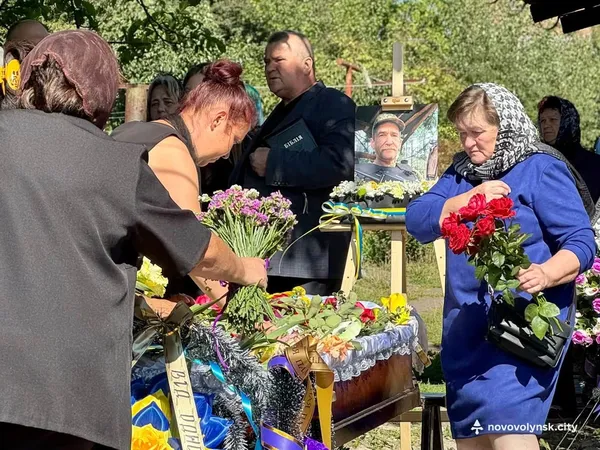 Віддав 10 років захисту України: на Волині попрощалися з воїном Валентином Кушніруком (фото)
