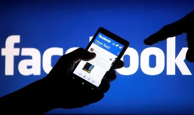 У Facebook тестують автовідтворення роликів зі звуком