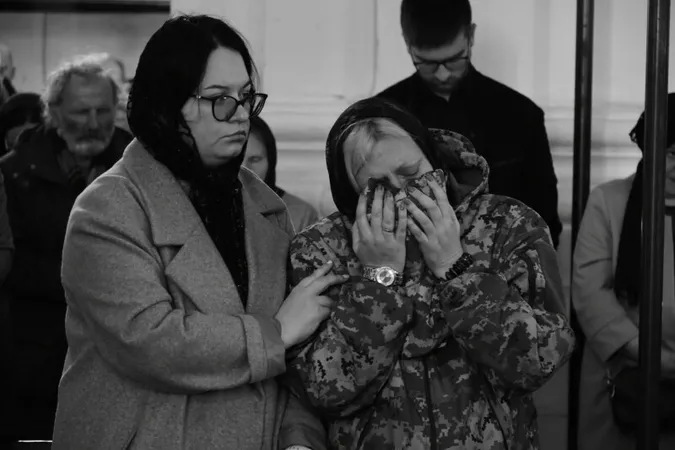 У Луцьку попрощалися із загиблим воїном Русланом Собуцьким (фото, відео)