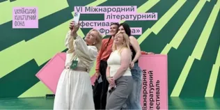 Література, музика та почуття причетності: як минув перший день фестивалю «Фронтера» у Луцьку (фото, відео)