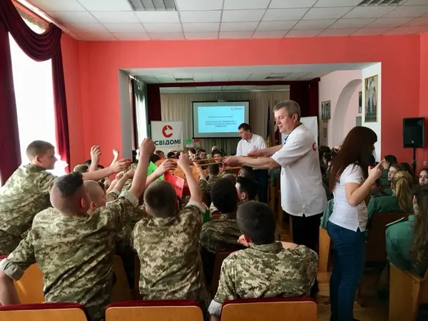 «МИ#SVIDOMI» здійняли фурор у військовому ліцеї в Луцьку (фото)