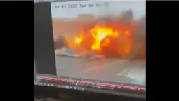 В Харкові вдарили ракетою по площі Свободи (відео)