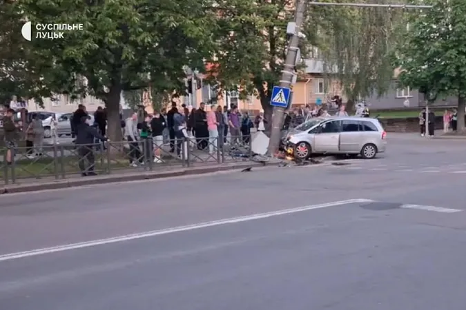 У Луцьку на Відродження – страшна аварія (фото)