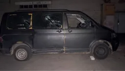 У Луцьку 30 людей розтрощили авто ТЦК та побили двох військових (фото)
