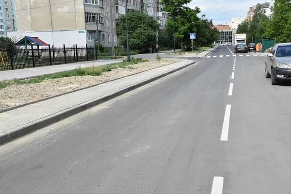 Як змінилися луцькі двори після ремонту (фото) 