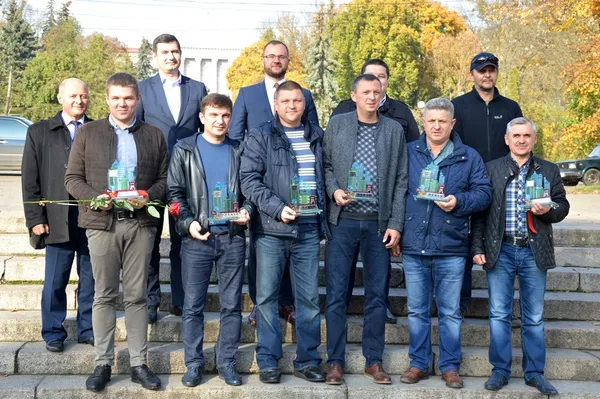 У Луцьку відкрили «відкриті» алейки у центральному парку (фото)