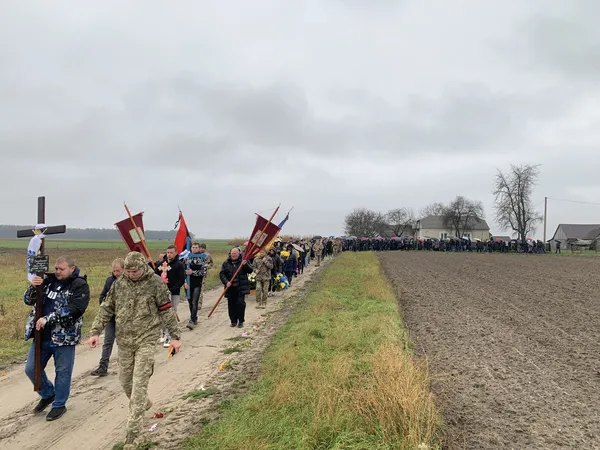 Назавжди 33: на Волині попрощалися із загиблим солдатом Андрієм Залевським (фото)