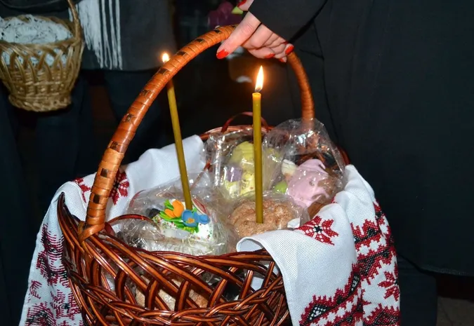 Розклад богослужінь у храмах Луцька на Страсний тиждень і Великдень