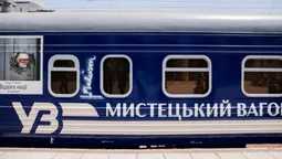 Унікальний потяг-галерея приїде до Луцька та Ковеля: як потрапити (фото)
