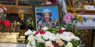 На Волині в останній земний шлях провели Героя Віталія Новосада (фото)