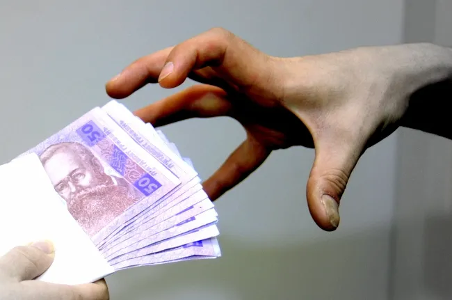 На Волині заступника голови РДА спіймали на хабарі