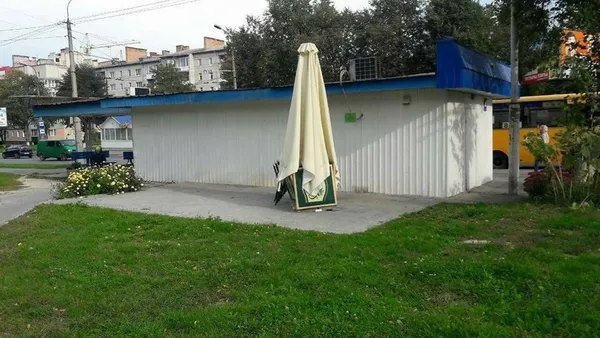 Луцькі муніципали вкотре демонтували незаконні кіоски (фото)
