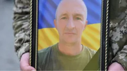 У Луцьку попрощалися з Героєм Іваном Литвинчуком