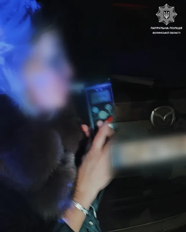На Волині під час комендантської години зловили п'яну водійку (фото)