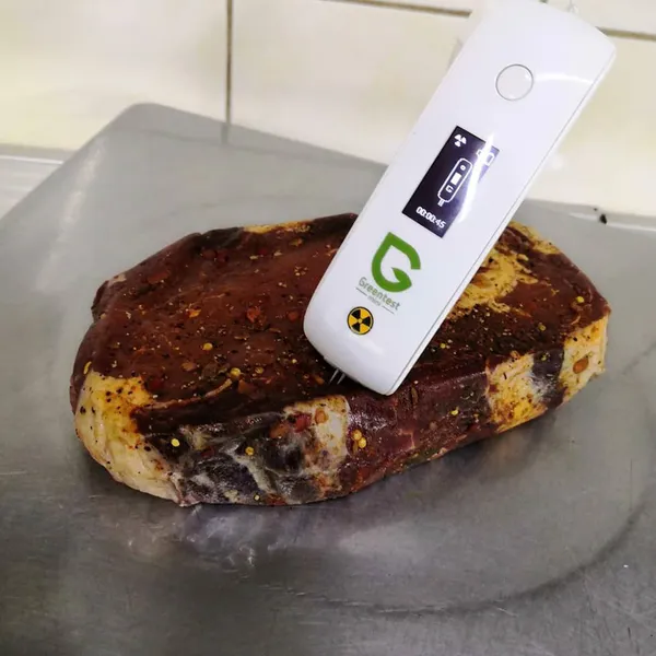 У «Короні Вітовта» продукти перевіряють на радіацію і нітрати (фото)