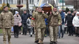 Луцьк попрощався із загиблим на Донеччині Олександром Кравчуком (фото)