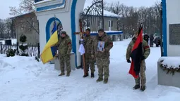 Громада у скорботі: у Луцькому районі попрощалися із бійцем Олександром Кувшиновим (фото)