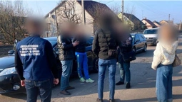 На Волині військовий і двоє цивільних допомагали чоловікам втекти з країни (фото)