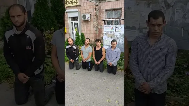 Вибачались на колінах: з'явились деталі побиття військового в Торчині (відео)