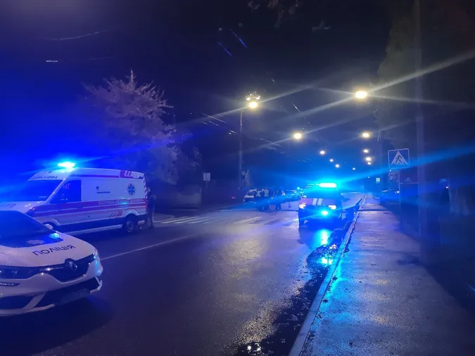 У Луцьку на Гнідавській горіла господарська споруда: є постраждалі (фото, відео)