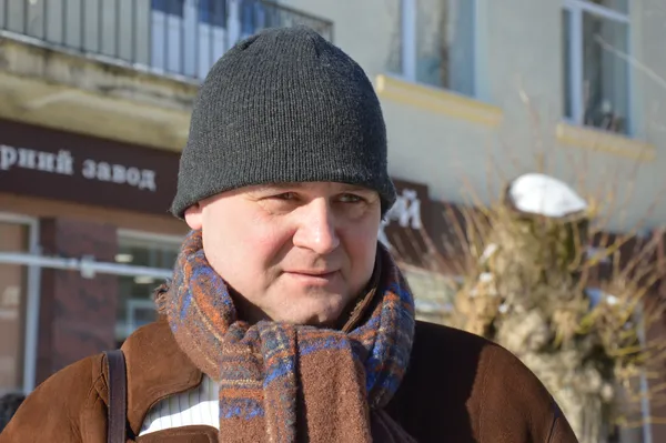 Чи підтримують лучани зміну святкових днів в Україні?