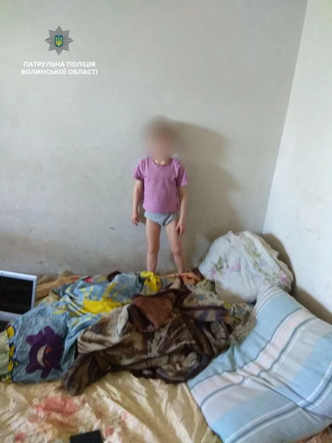 У Луцьку хлопчик гукав з вікна про допомогу: дорослі залишили дитину саму (фото, відео)
