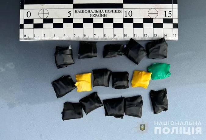 На Волині «накрили» наркосиндикат: затримали 22 особи (фото, відео)