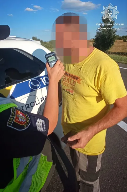 На Волині патрульним «здали» п'яного водія (фото)