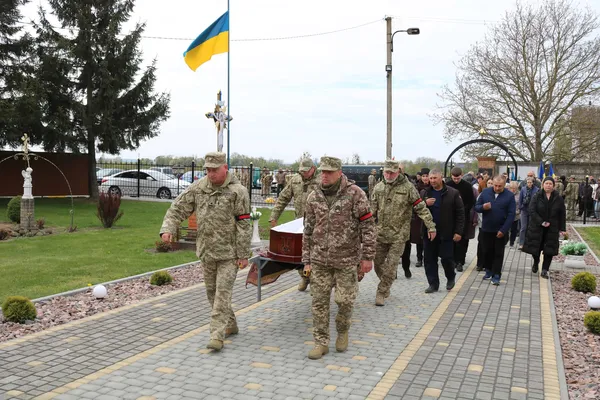 На Волині попрощалися із загиблим Героєм Миколою Гундеричем (фото)