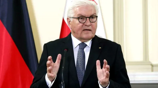Штайнмаєр закликав путіна негайно вивести війська з України