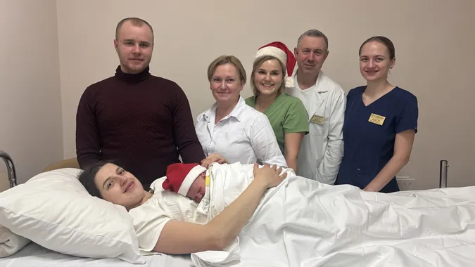 👼В укритті волинського перинатального в новорічну ніч народилися двоє діток (фото)