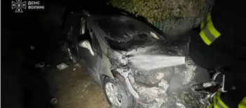 Нічна пожежа на Волині: у Затурцях загорівся легковий автомобіль (фото)
