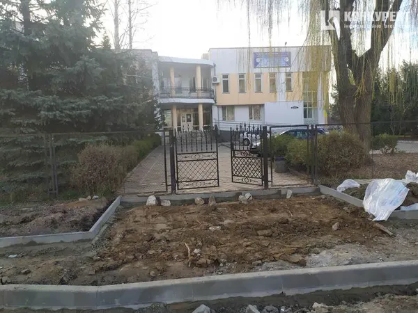 У Луцьку на вулиці Кравчука ремонтують заїзд (фото)