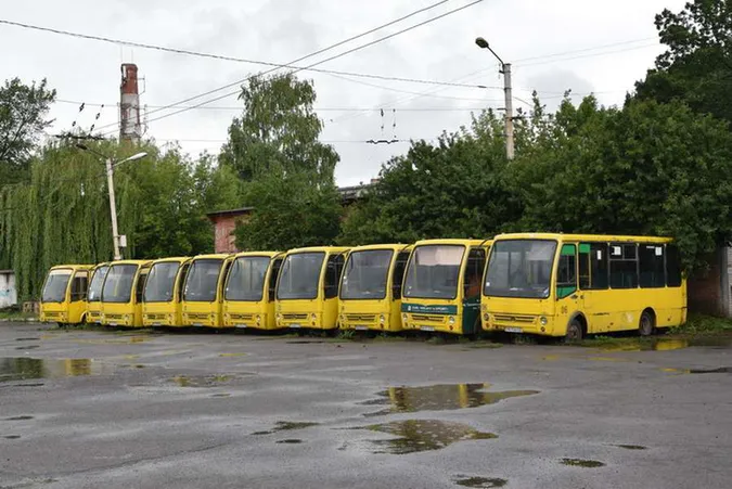Де поділися 46 «Богданів», які Луцьк узяв у лізинг за 21 млн грн