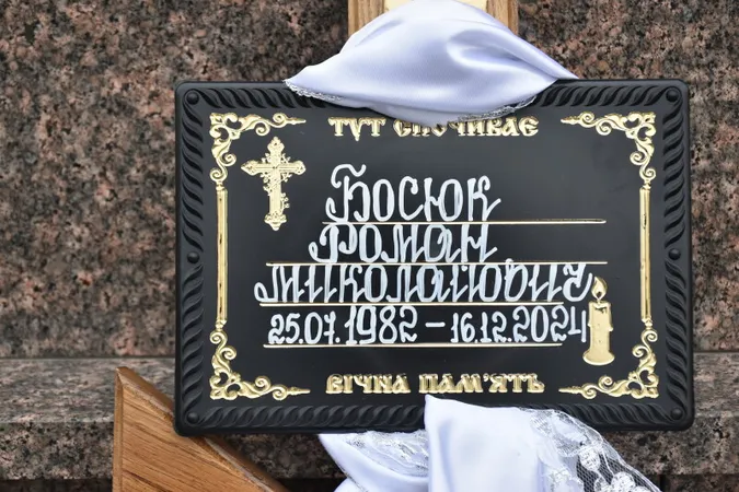 У Луцьку попрощалися із загиблим на Курщині Романом Басюком (фото)