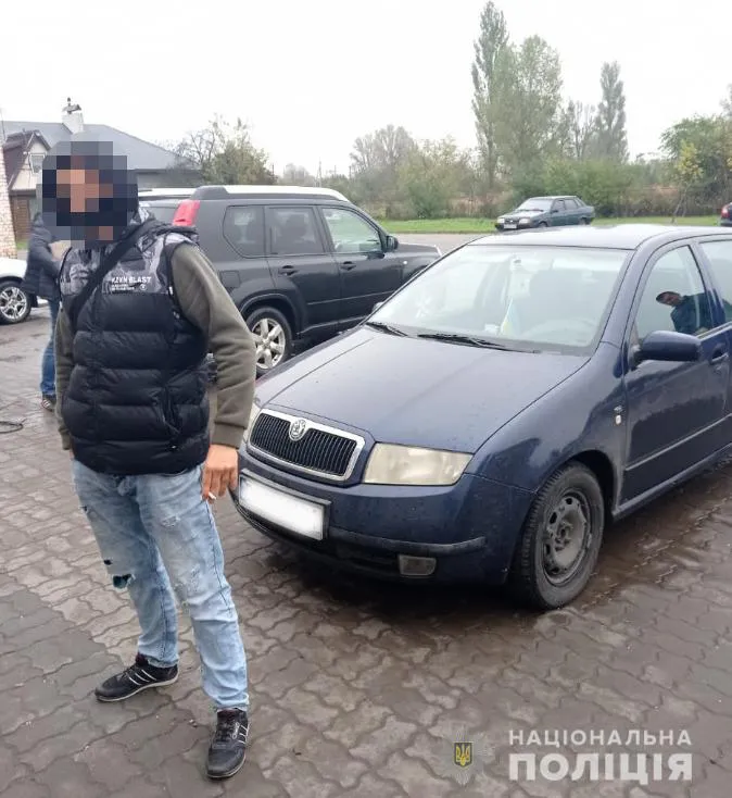 На Волині чоловік забрав товар у службі доставки, не заплатив і втік
