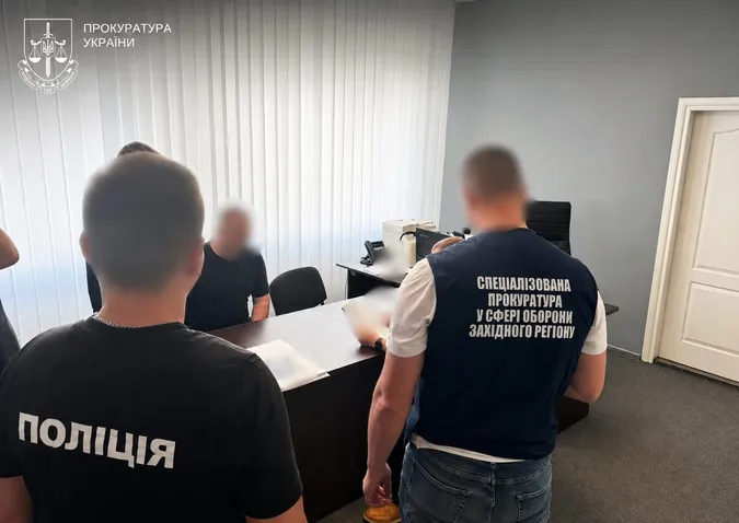 Фіктивна мобілізація заради звітності: двом посадовцям ТЦК на Волині оголосили підозру (фото)