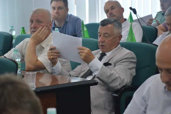 Депутат Микола Дендіберін 