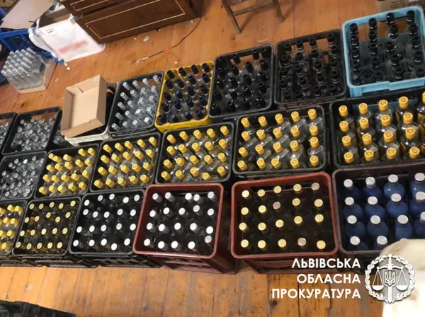 «Хортиця», «Medoff» та інші: львів'яни на фальсифікаті заробляли до 4 мільйонів на місяць (фото)