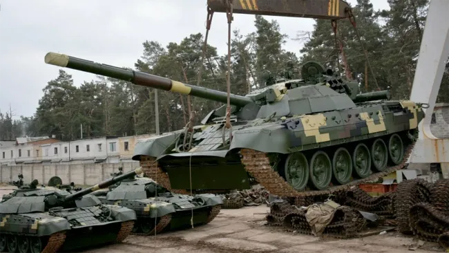 Бронетранспортери, танки, безпілотники: США оголосили новий пакет допомоги Україні