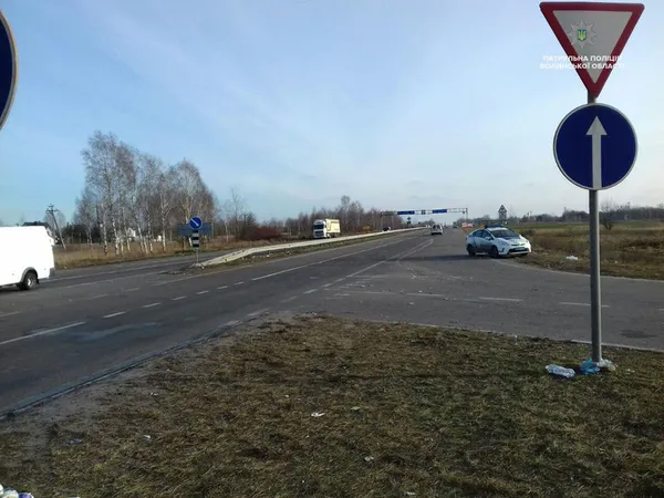 Протести завершилися: в пунктах пропуску на Волині відновили рух транспорту (фото)