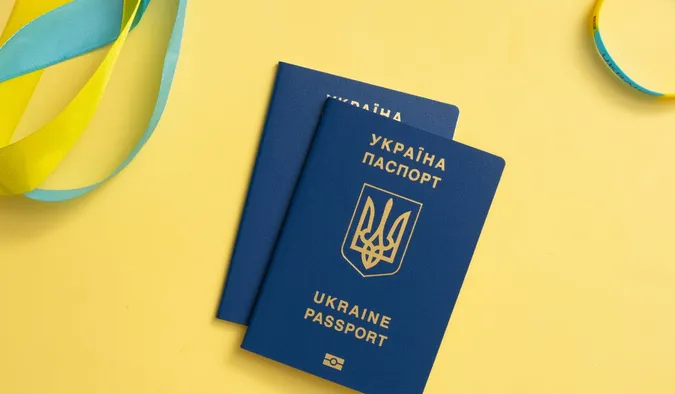 За час дії воєнного стану на Волині оформили понад 120 тисяч паспортів для виїзду за кордон