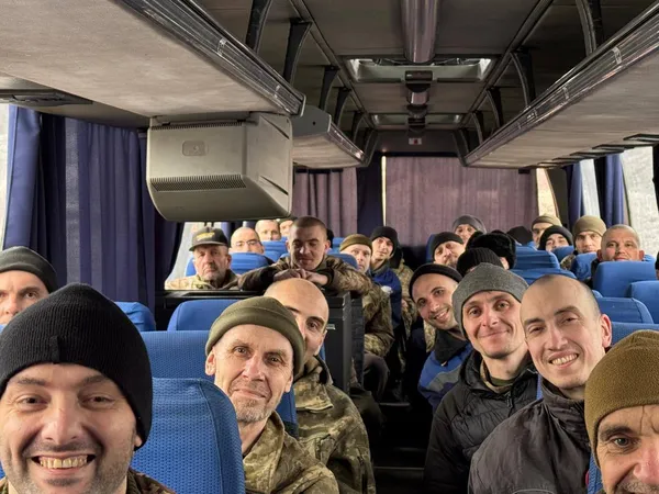 Україна повернула з російського полону 150 захисників (фото)
