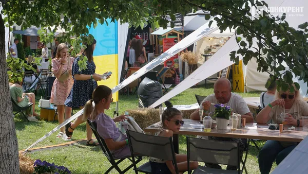 Перший день Lutsk Food Fest 4.5.0: що відбувається у Луцькому замку (фото)