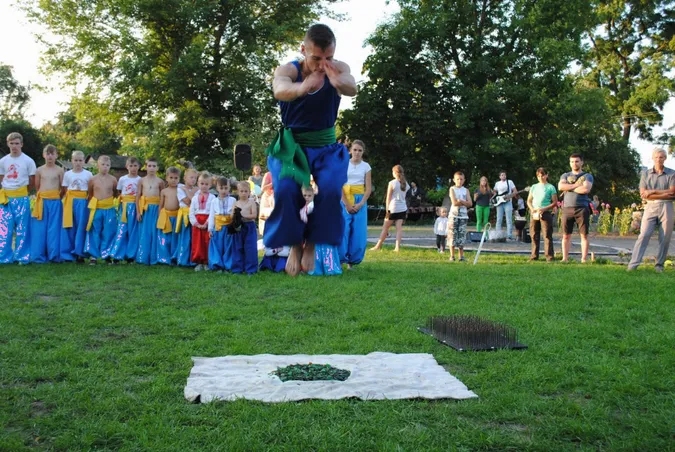 У підвалі будинку культури Вересневого хоче розміститись спортклуб