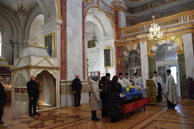 У Луцьку попрощалися з Героєм Андрієм Головченком