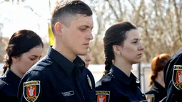 Нові патрульні поліцейські розповіли, як треба себе поводити на Пасху (фото)