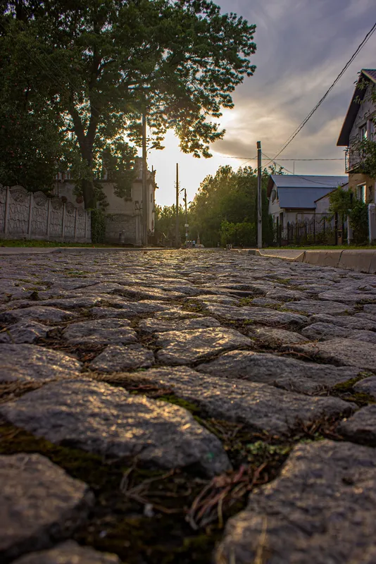«В міру виважений»: в мережі показали світлини вечірнього Луцька (фото)