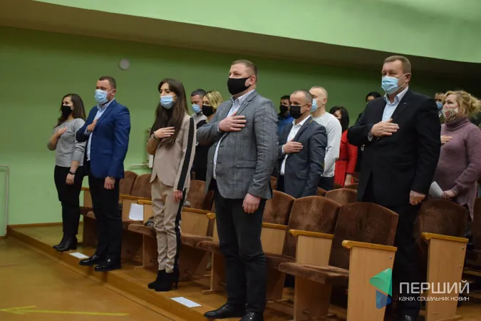 Сварки, обрання старост і премія для голови: як пройшла перша сесія у Підгайцях